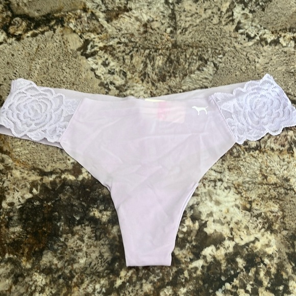 Pink by Victoria’s Secret seamless light purple thong, size M, NWT. - Picture 1 of 3
